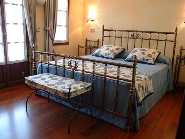 Hotel Palacete Real Villamayor  Экстерьер фото