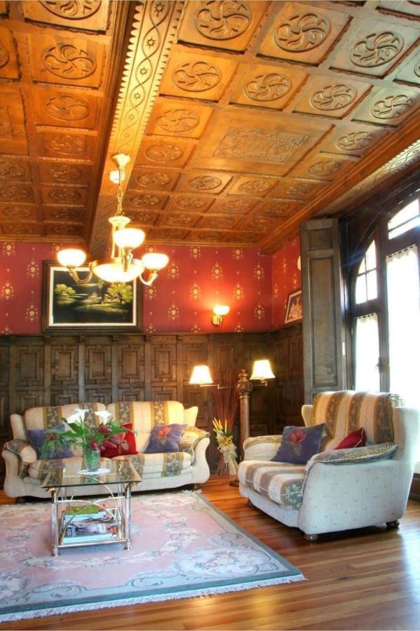 Hotel Palacete Real Villamayor  Экстерьер фото