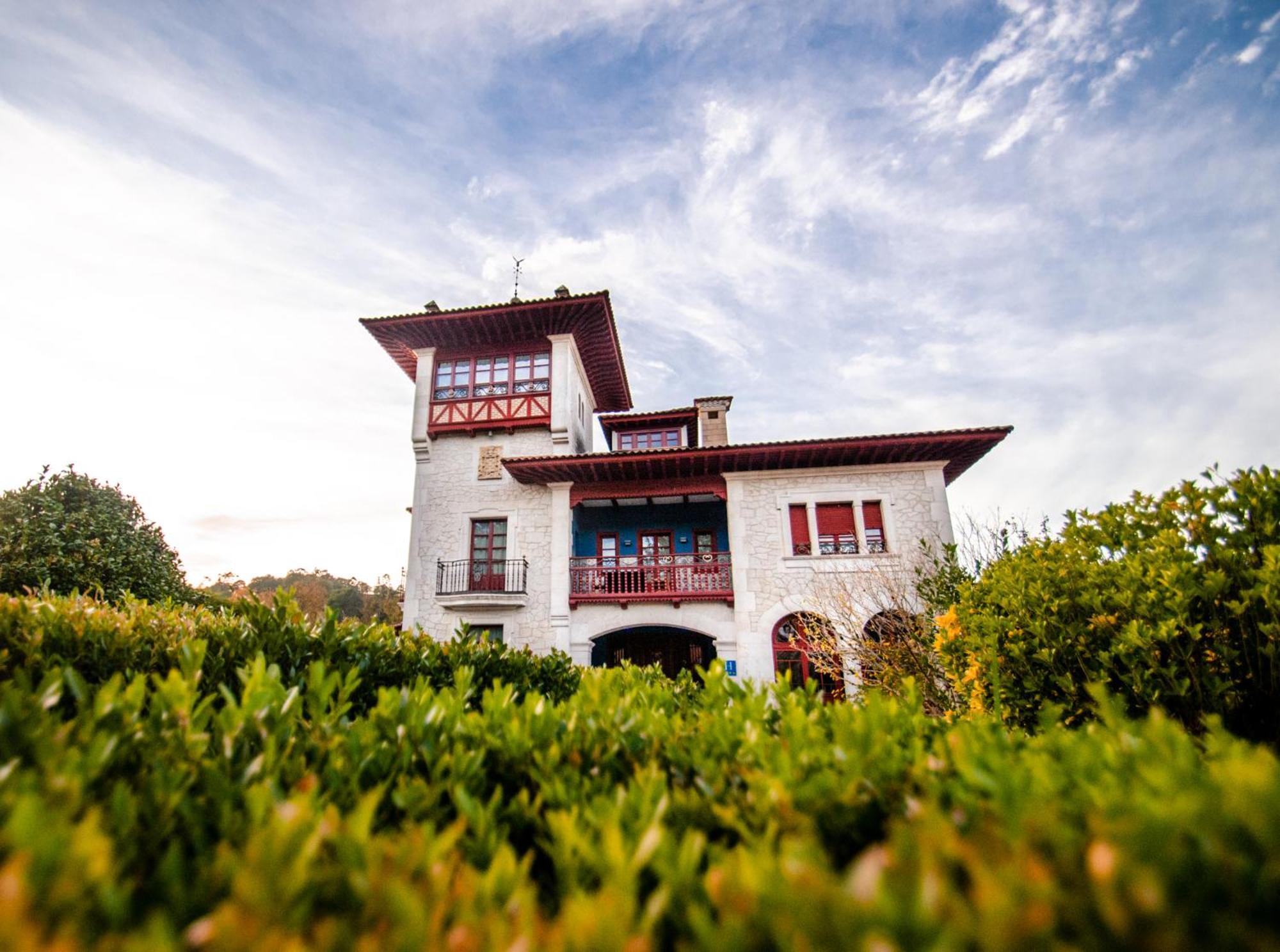 Hotel Palacete Real Villamayor  Экстерьер фото